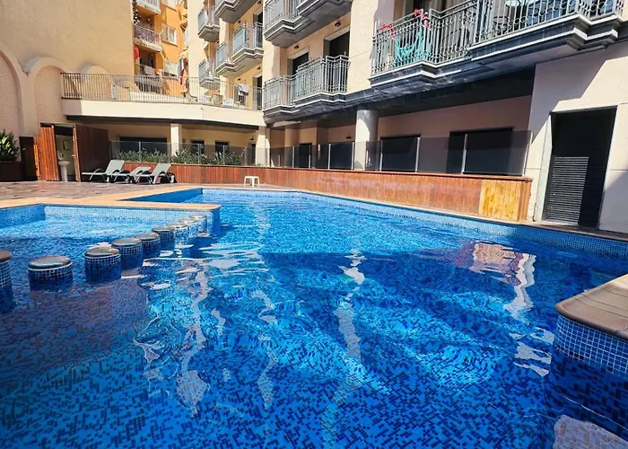 Piso De Simba Cerca De Playa, Con Piscina Y Varias Terrazas Διαμέρισμα *