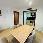 Lägenhet Piso De Simba Cerca De Playa, Con Piscina Y Varias Terrazas *